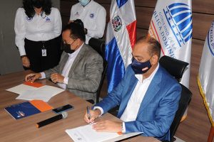 MOPC y CND firman convenio para provean mayor seguridad 