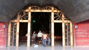 Puertas de la Basílica permanecerán abiertas a los devotos católicos