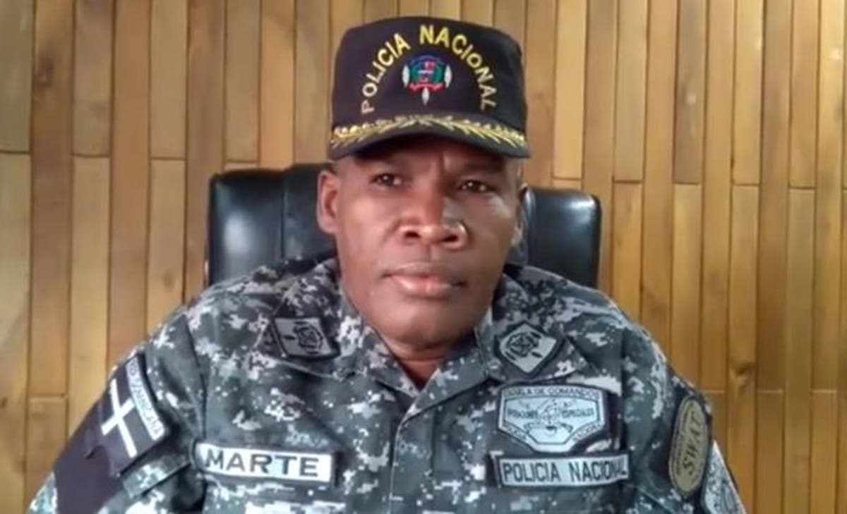 PN suspende a coronel Palavé acusado de extraer arena de las Dunas