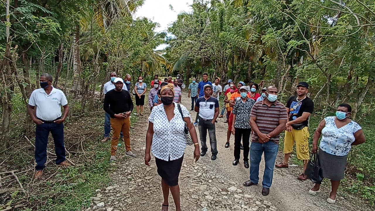 Agricultores de Samaná piden títulos de tierras; denuncian atropello