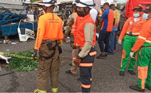 Tres muertos y varios heridos tras accidente de tránsito en La Romana