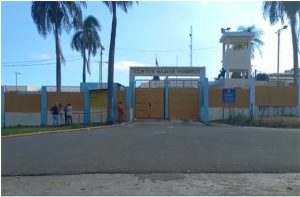 Familiares de reclusos en Najayo preocupados por motín en ese recinto 