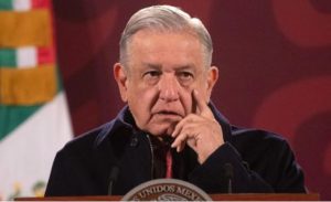 El presidente de México, Andrés Manuel López Obrador, de 68 años, anunció que dio positivo a un prueba de COVID-19, por segunda vez en casi un año