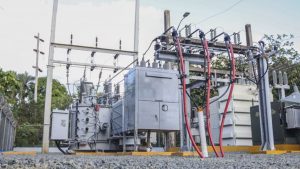 Edesur Dominicana entrega transformador alta potencia en Villa Altagracia