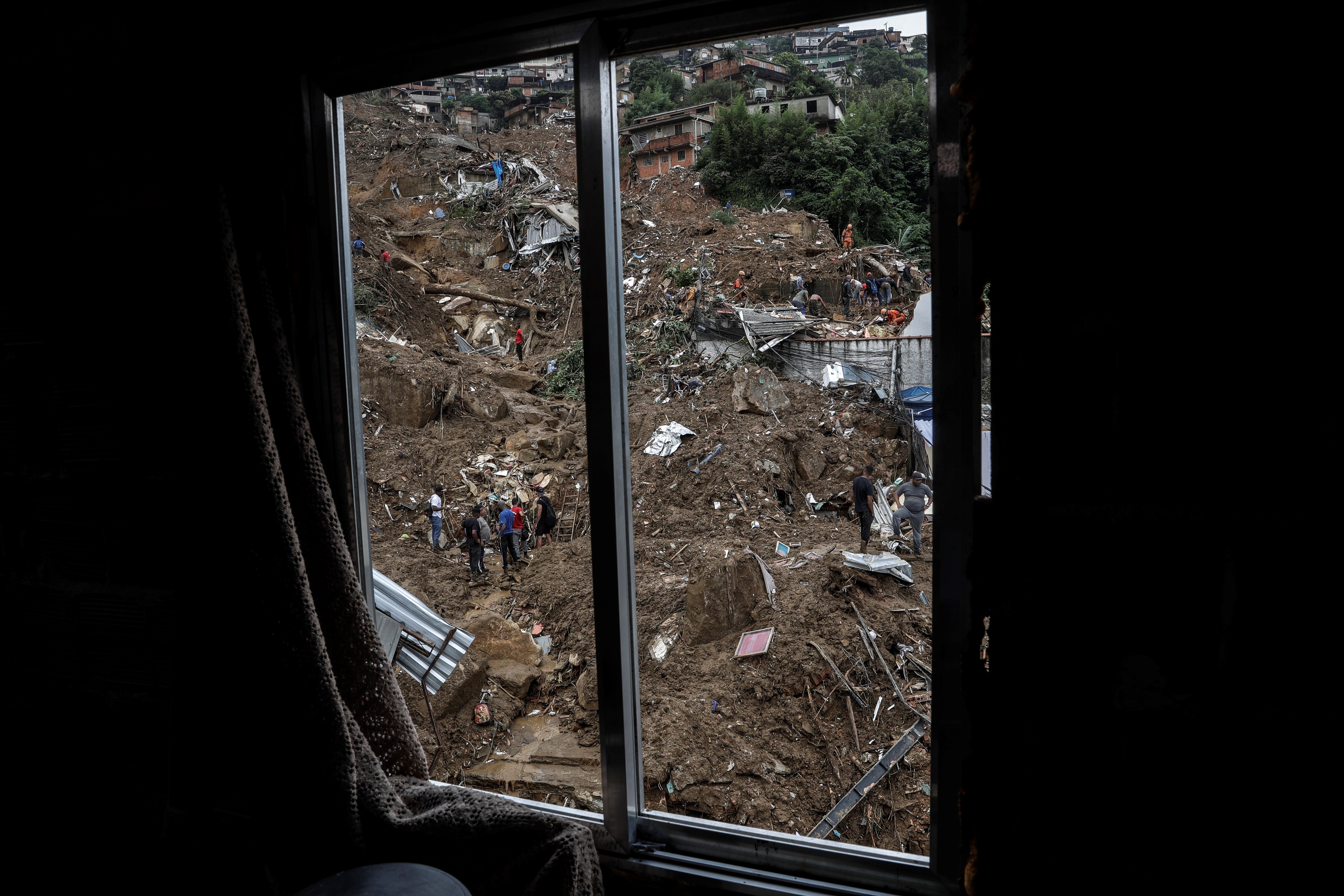 La tragedia por las lluvias en Brasil supera el centenar de muertos
