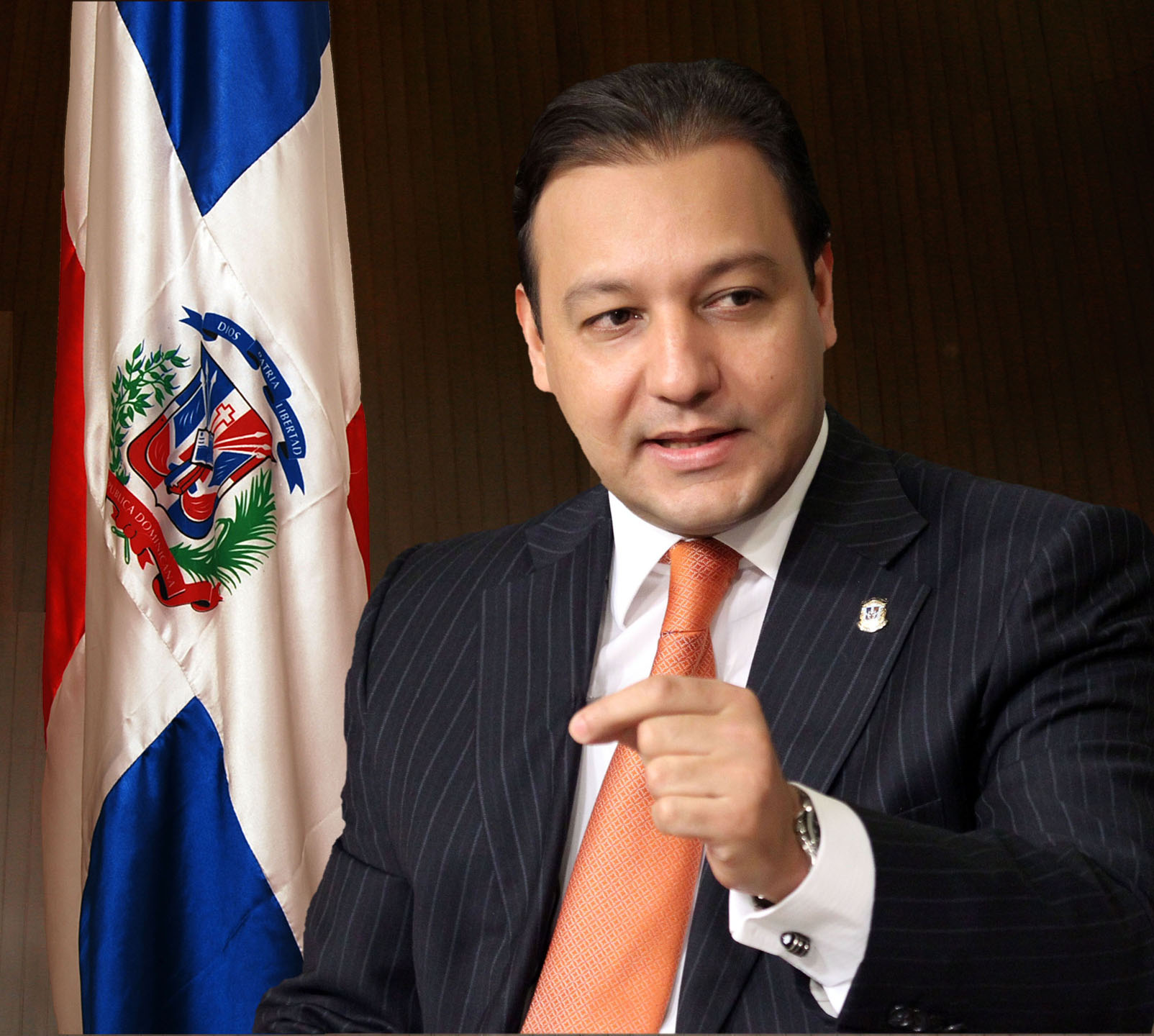 Abel Martínez califica de irrespetuosa propuesta reforma constitucional