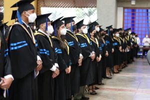 PUCMM celebra centésima quinta graduación en campus Santiago