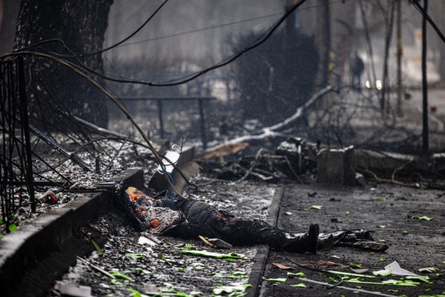 Manual de supervivencia de guerra que siguen en Ucrania 
