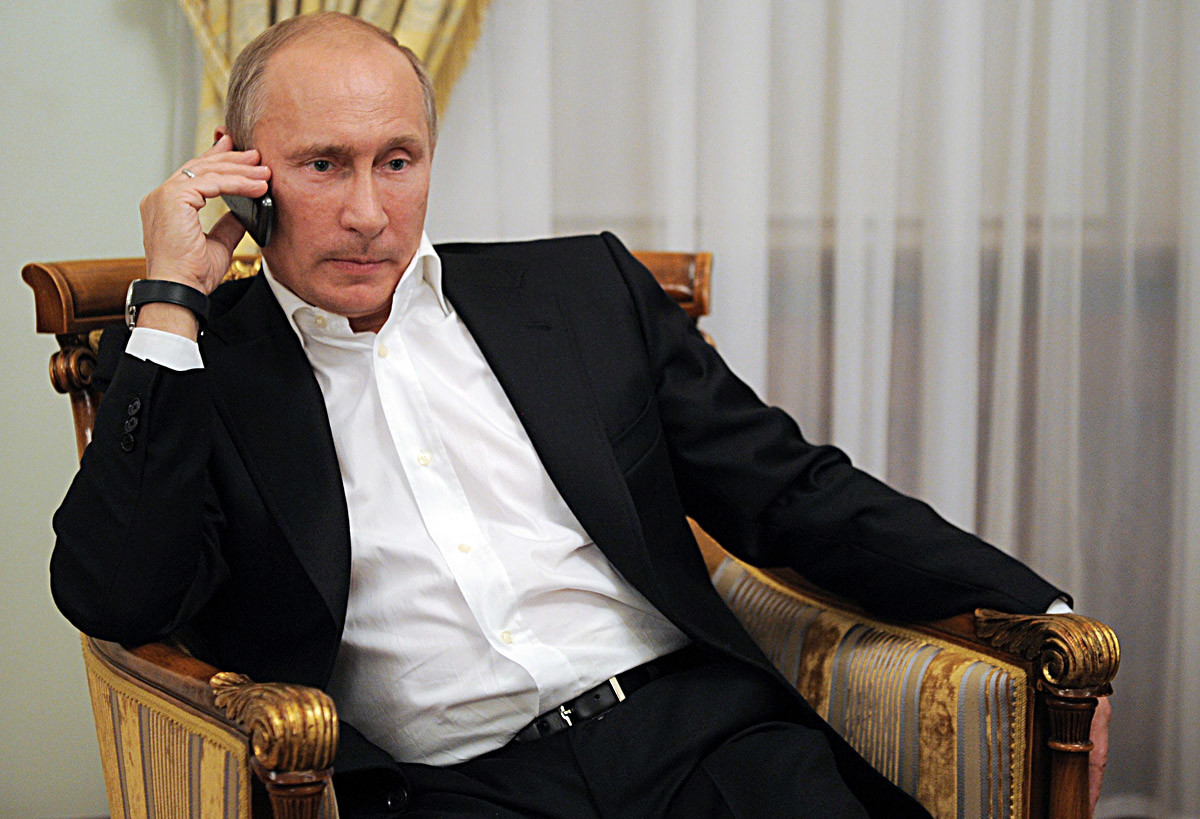 Putin: Lograremos los objetivos "por la negociación o por la guerra"