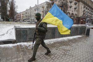 Rusia comienza a bombardear Kiev y se ensaña con Járkov