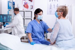 65% ocupación hospitalaria de SD corresponde a pacientes no COVID-19