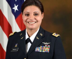 Coronel Marisol Chalas designada Comandante Base Entrenamiento en California