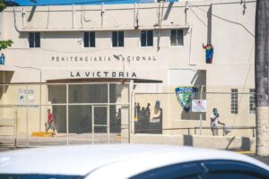 Intervienen centros penitenciarios por casos de tuberculosis en reos