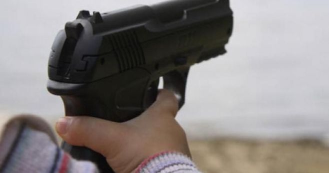 Niño de tres años dispara y mata a su madre por accidente