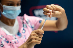 Inicia vacunación en segunda dosis para niños