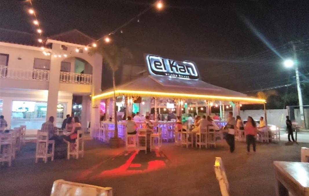 Grupo de bares y restaurantes en Punta Cana denuncian "acoso policial"