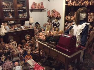 Hospital de muñecas: 190 años dando nueva vida a juguetes en Portugal