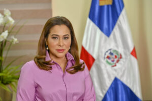 La ministra de la Mujer, Mayra Jiménez,