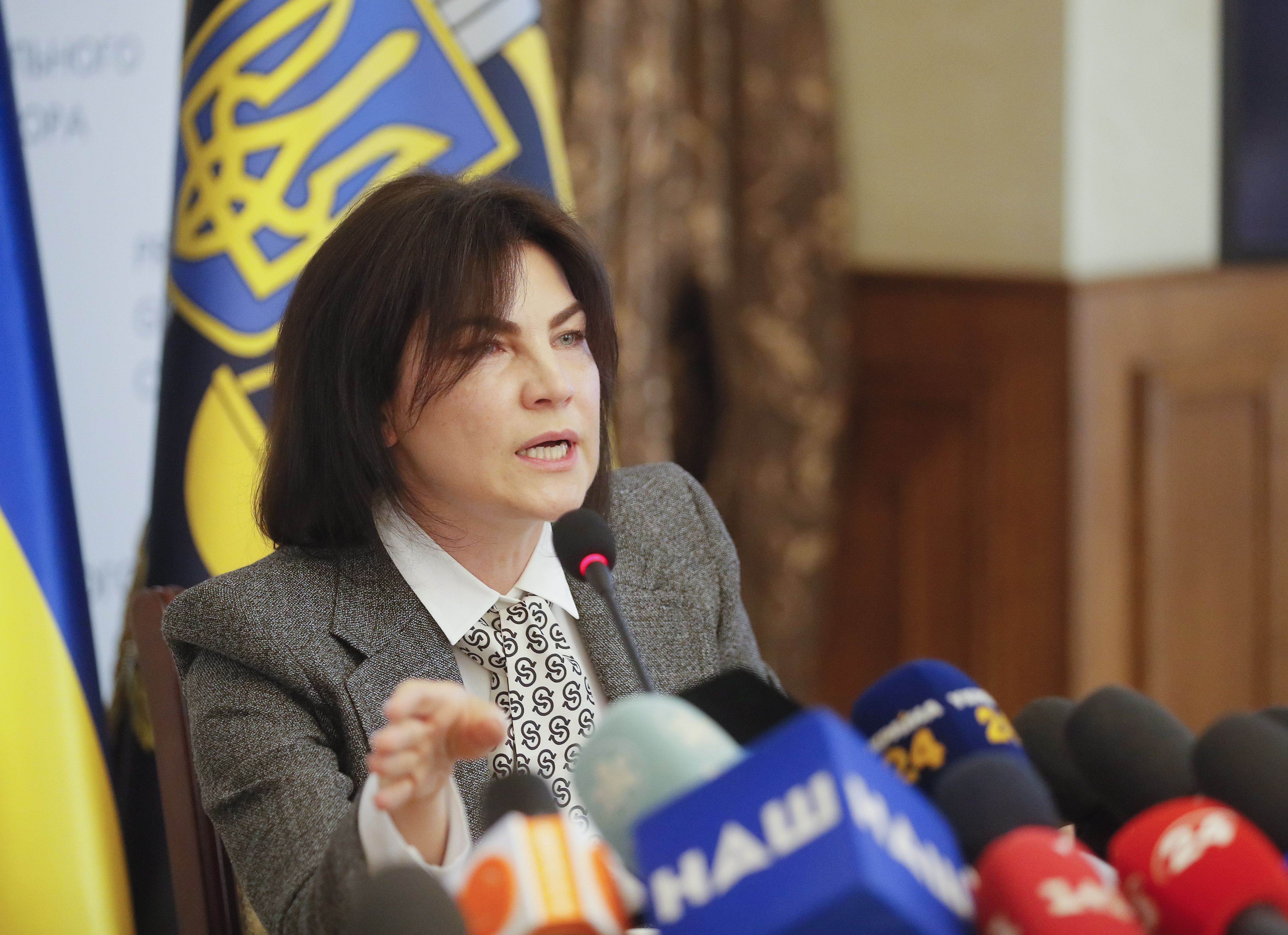 Fiscal ucraniana contabiliza crímenes de guerra en "6.000 lugares"
