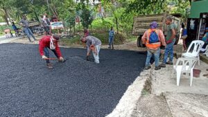Inician asfaltado y construcción de aceras y contenes en Samaná