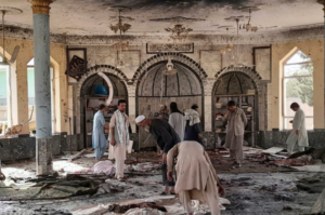 Al menos 33 muertos en atentado en mezquita en el norte de Afganistán