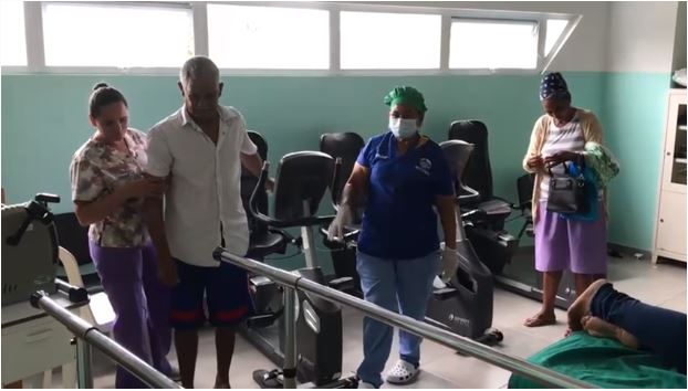 Centros de salud reanudan labores en Villa La Mata tras Semana Santa