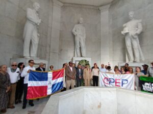 Efemérides Patrias conmemora 57 aniversario de la Revolución de Abril 
