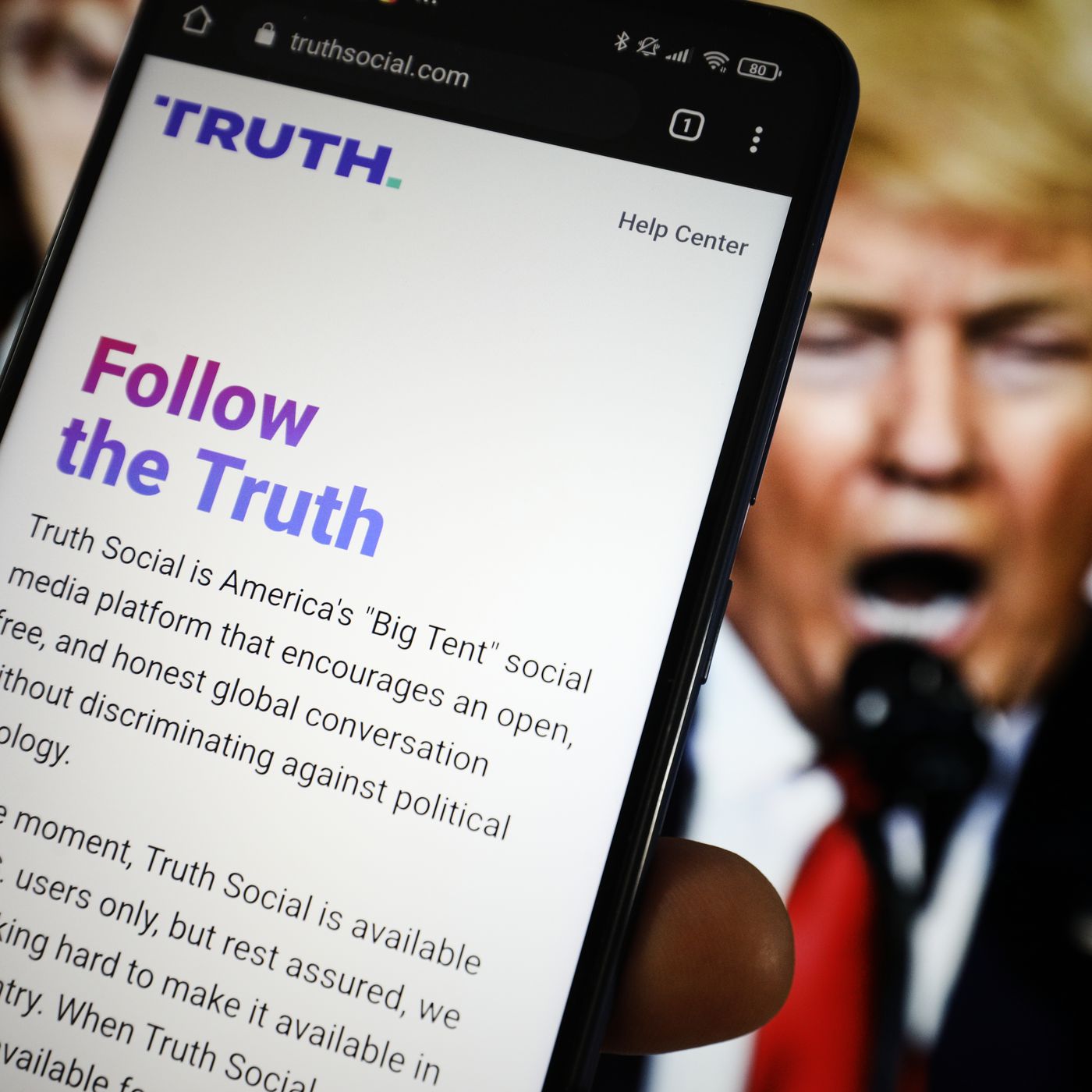 Truth la red social de Trump fue la app gratuita más descargada
