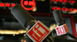 Rusia bloquea página web de radio francesa RFI y de Moscow Times