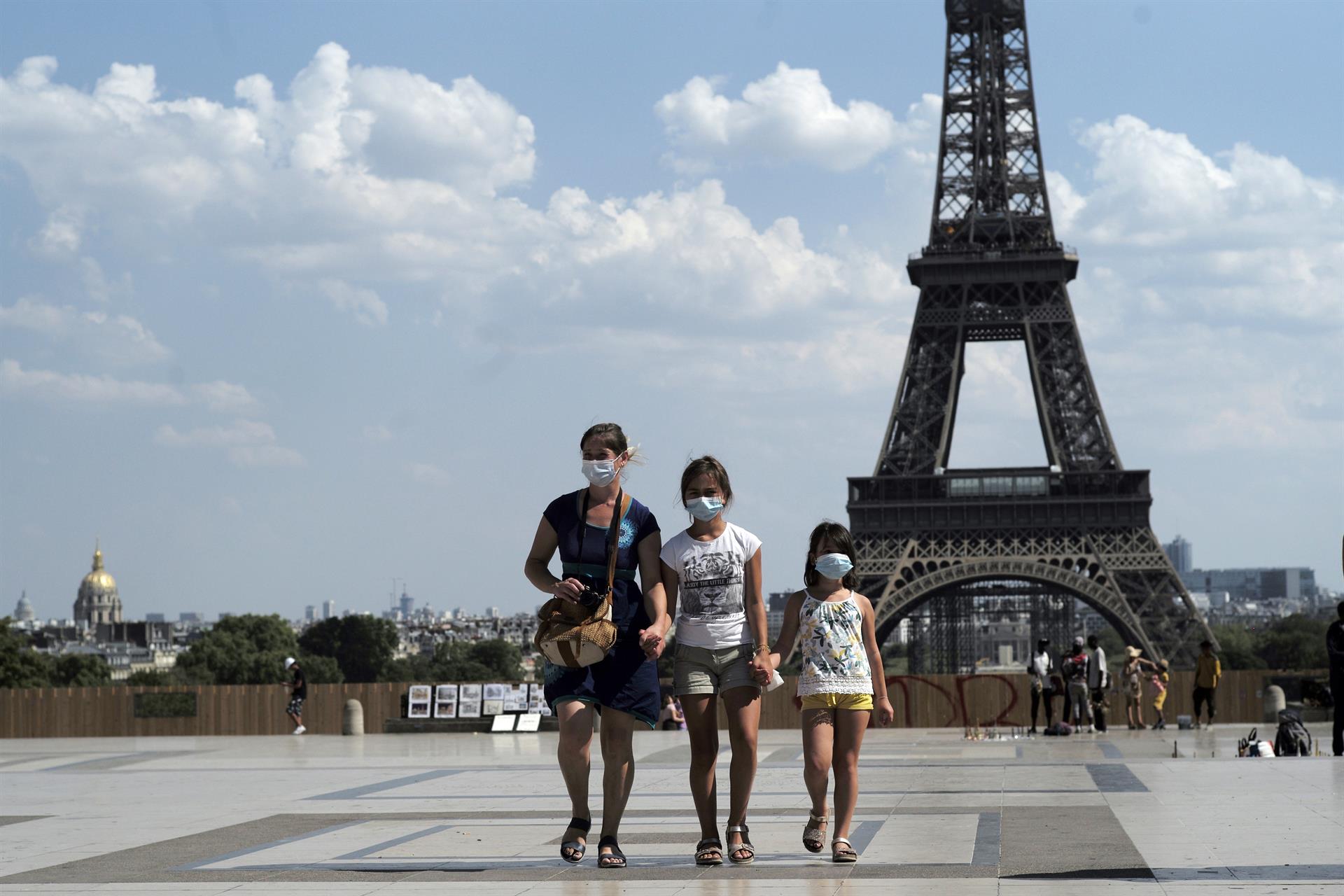 Turismo francés necesita entre 200,000 y 300,000 empleados
