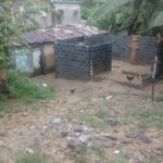 Casas en condiciones deplorables en el sector Nuevo Amanecer de Los Alcarrizos