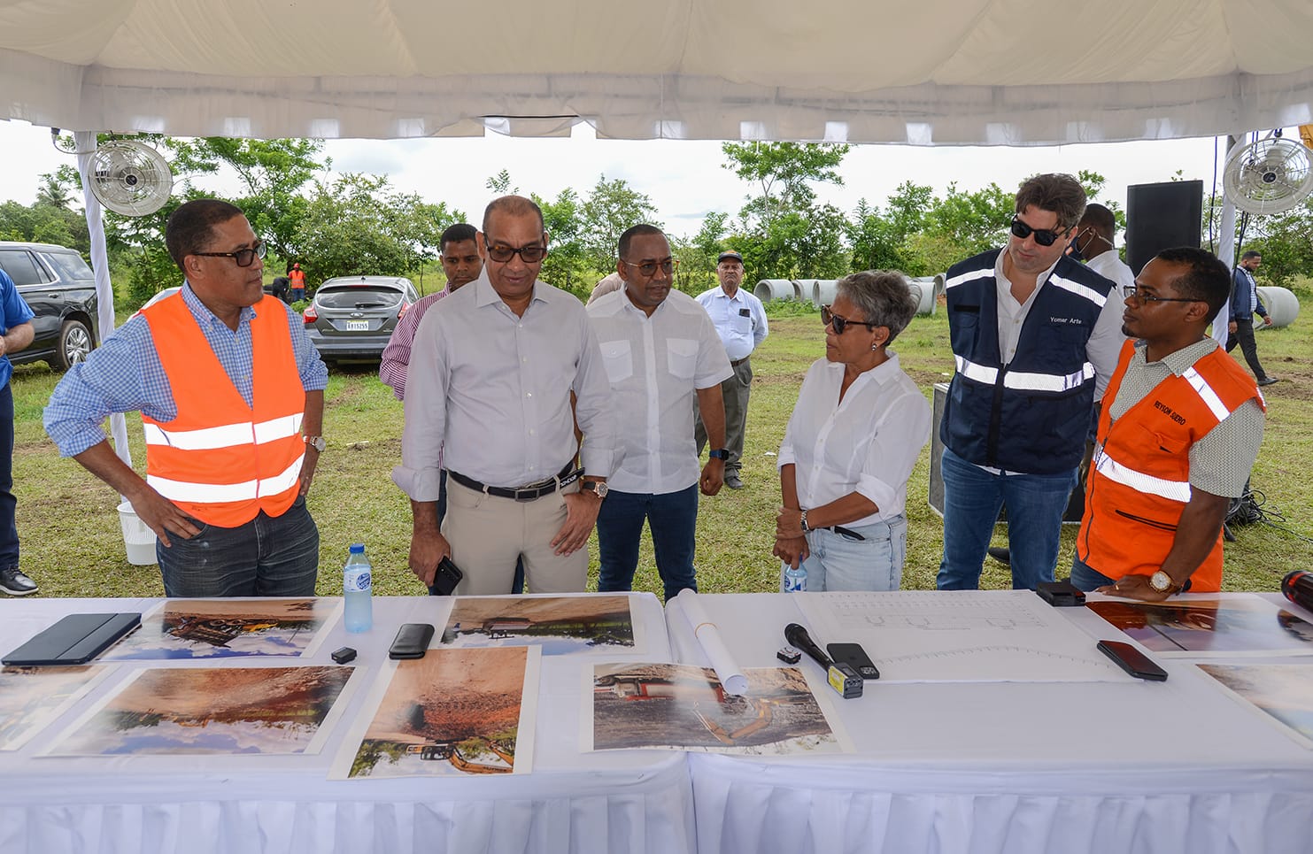 Obras Públicas informa que avanzan trabajos de la carretera Monte Plata-Hacienda Estrella