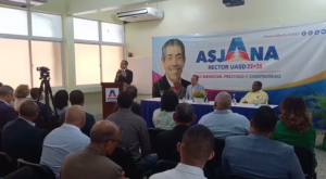 Jorge Asjana recibe apoyo profesores del centro UASD San Cristóbal
