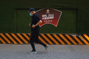 Shanghái prevé volver a la normalidad a finales de junio tras meses confinada