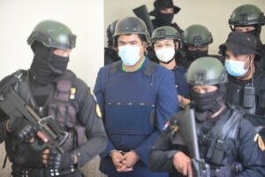 Juez aplaza audiencia preliminar de Operación 13 por falta de una sala