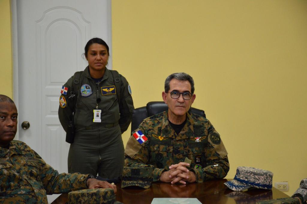 El Ministerio de Defensa informó que el Presidente de la República, Luis Abinader, dispuso reforzar la presencia del CIUTRAN, en la provincia de Santiago.