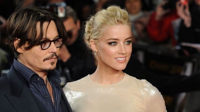 Amber Heard exhibe fotos de Depp desmayado bajo efectos de drogas
