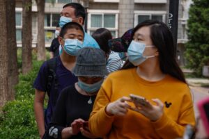 China suma 32 muertos por covid en Shanghái y 865 casos nuevos