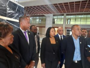 Presentan querella por corrupción contra alcalde de El Seibo