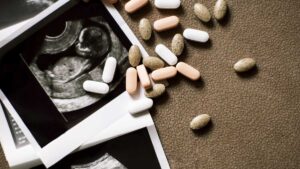 Instagram y Facebook borran anuncios de píldoras abortivas