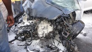 Reportan un muerto y varios heridos tras aparatoso accidente en carretera Maimón-Cotuí