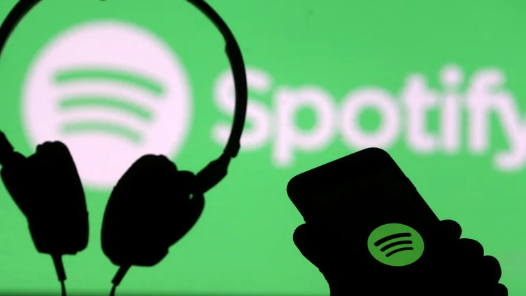 Spotify tiene un modo karaoke que califica la voz del usuario