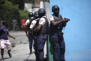 Banda armada toman control del Palacio de Justicia en Haití