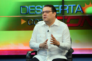 Director de Aduanas dice oposición continúa subestimando a Luis Abinader
