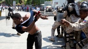 Crece la guerra de pandillas en Haití: casi 200 muertos en un mes