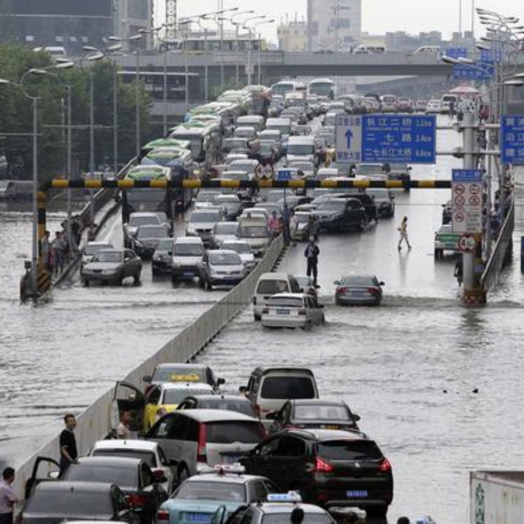 Inundaciones en China dejan más de 800,000 afectados