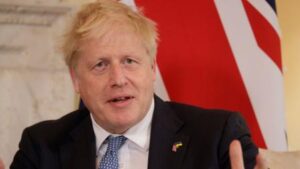 Boris Johnson obtiene voto de confianza de los legisladores conservadores en el parlamento británico