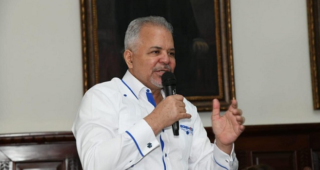 Salazar dice que si elecciones fueran hoy, Abinader ganaría con 55% en San Cristóbal
