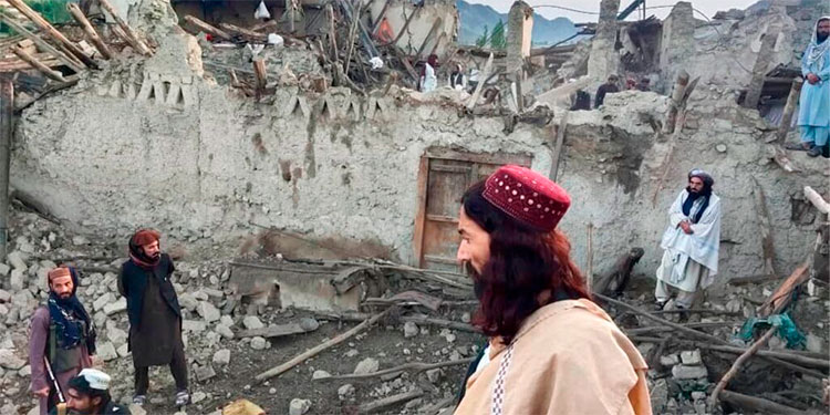 Unicef indica que unos 121 niños fallecieron en el sismo en Afganistán