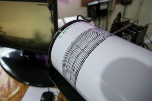Un terremoto en el suroeste de China deja al menos 4 muertos y 14 heridos